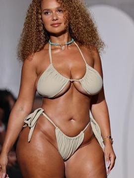 OnlyFans - BIKINI GIRLS 👧 😍 Scene 15095 — photo 16 of 20