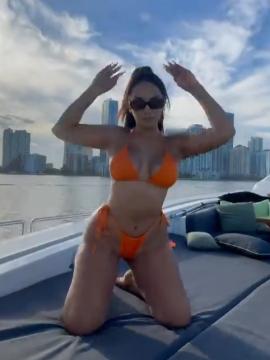 OnlyFans - BIKINI GIRLS 👧 😍 Scene 15096 — photo 17 of 20