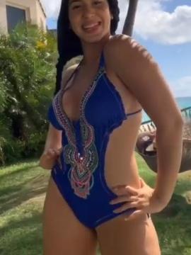 OnlyFans - BIKINI GIRLS 👧 😍 Scene 15116 — photo 11 of 20