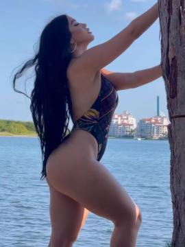 OnlyFans - BIKINI GIRLS 👧 😍 Scene 15117 — photo 4 of 20