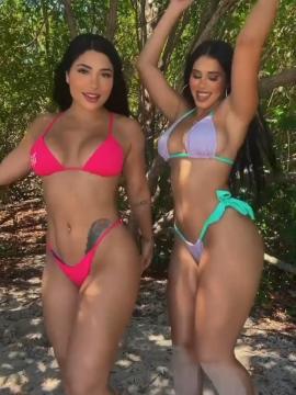 OnlyFans - BIKINI GIRLS 👧 😍 Scene 15125 — photo 2 of 20