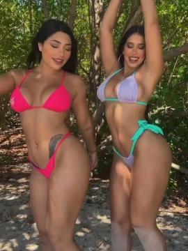 OnlyFans - BIKINI GIRLS 👧 😍 Scene 15125 — photo 3 of 20