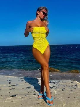 OnlyFans - BIKINI GIRLS 👧 😍 Scene 15225 — photo 3 of 20