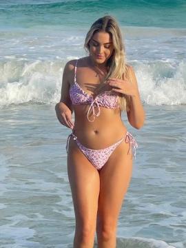 OnlyFans - BIKINI GIRLS 👧 😍 Scene 15259 — photo 15 of 20