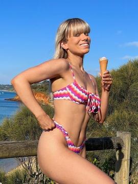 OnlyFans - BIKINI GIRLS 👧 😍 Scene 15306 — photo 15 of 20