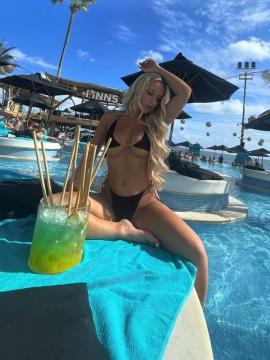 OnlyFans - BIKINI GIRLS 👧 😍 Scene 15311 — photo 10 of 20