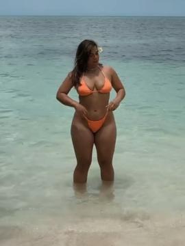 OnlyFans - BIKINI GIRLS 👧 😍 Scene 15326 — photo 18 of 20