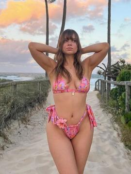 OnlyFans - BIKINI GIRLS 👧 😍 Scene 15348 — photo 8 of 20