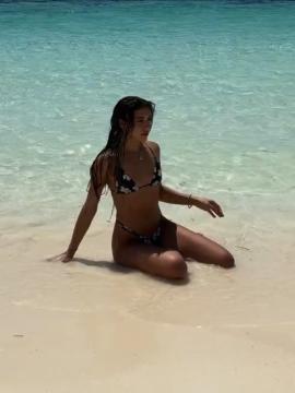 OnlyFans - BIKINI GIRLS 👧 😍 Scene 15424 — photo 16 of 20