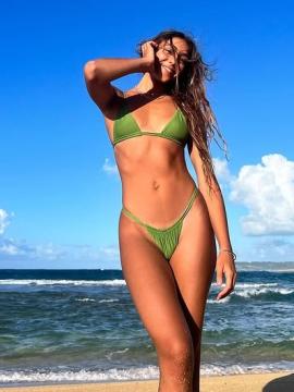 OnlyFans - BIKINI GIRLS 👧 😍 Scene 15550 — photo 10 of 20