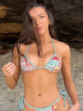 OnlyFans - BIKINI GIRLS 👧 😍 Scene 15571 — photo 13 of 20