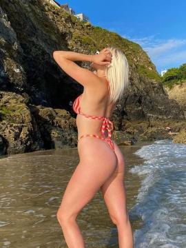 OnlyFans - BIKINI GIRLS 👧 😍 Scene 15593 — photo 9 of 20