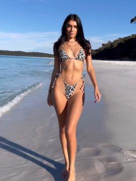 OnlyFans - BIKINI GIRLS 👧 😍 Scene 15621 — photo 9 of 20