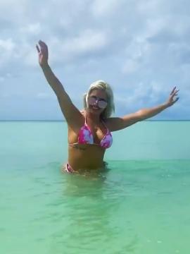 OnlyFans - BIKINI GIRLS 👧 😍 Scene 15680 — photo 9 of 20