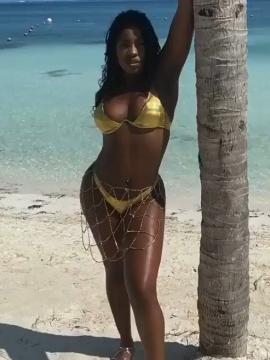 OnlyFans - BIKINI GIRLS 👧 😍 Scene 15683 — photo 16 of 20