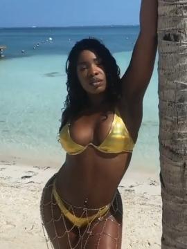 OnlyFans - BIKINI GIRLS 👧 😍 Scene 15683 — photo 18 of 20