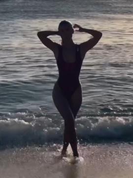 OnlyFans - BIKINI GIRLS 👧 😍 Scene 15714 — photo 12 of 20