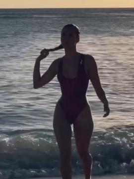 OnlyFans - BIKINI GIRLS 👧 😍 Scene 15714 — photo 14 of 20