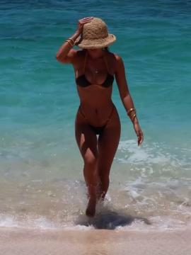 OnlyFans - BIKINI GIRLS 👧 😍 Scene 15715 — photo 1 of 20