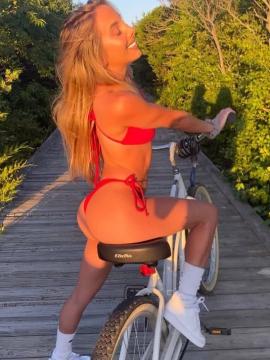 OnlyFans - BIKINI GIRLS 👧 😍 Scene 15720 — photo 6 of 20