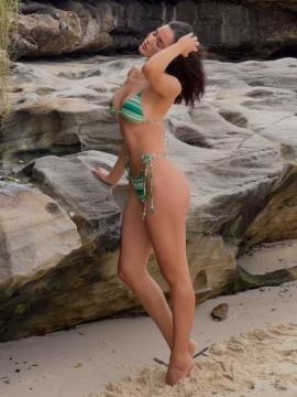 OnlyFans - BIKINI GIRLS 👧 😍 Scene 15779 — photo 18 of 20