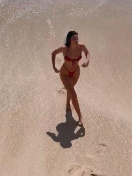 OnlyFans - BIKINI GIRLS 👧 😍 Scene 15942 — photo 17 of 20
