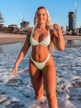 OnlyFans - BIKINI GIRLS 👧 😍 Scene 15971 — photo 1 of 20