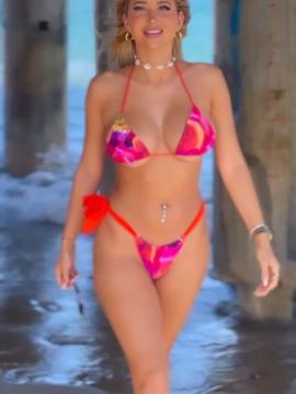 OnlyFans - BIKINI GIRLS 👧 😍 Scene 16015 — photo 2 of 20
