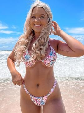 OnlyFans - BIKINI GIRLS 👧 😍 Scene 16023 — photo 16 of 20
