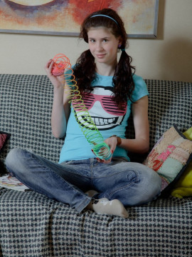 Teen snatch fucked and creampied — photo 1 of 14