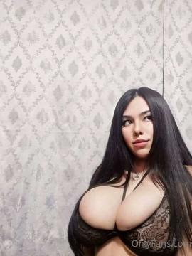 OnlyFans - Mili / @immili Scene 1 — photo 9 of 20