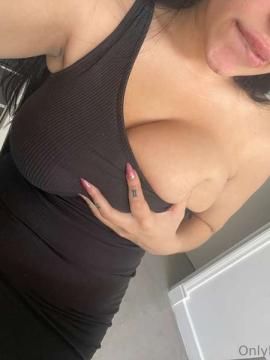 OnlyFans - Mili / @immili Scene 8 — photo 8 of 20