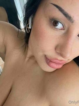 OnlyFans - Mili / @immili Scene 9