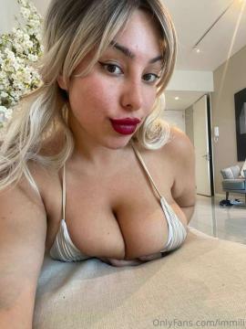OnlyFans - Mili / @immili Scene 18 — photo 3 of 20