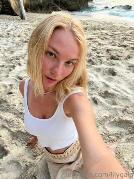 OnlyFans - Lily /  @lilygaia Scene 16 — photo 13 of 20