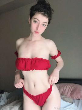 OnlyFans - 🥵🥵 Celeste / @celeste  🥵🥵 Scene 10 — photo 16 of 20