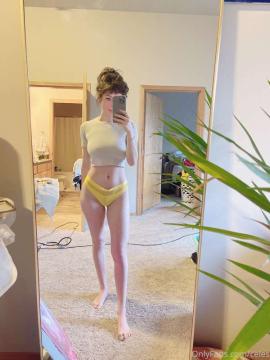 OnlyFans - 🥵🥵 Celeste / @celeste  🥵🥵 Scene 38 — photo 17 of 20