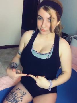 OnlyFans - 🥵🥵 shy aka lia / @shyangel0 🥵🥵 Scene 1 — photo 1 of 20