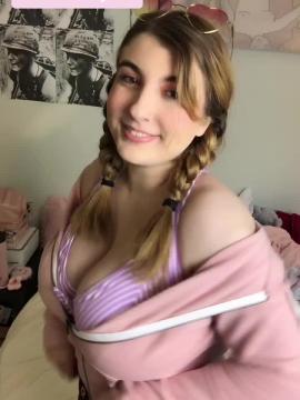 OnlyFans - 🥵🥵 shy aka lia / @shyangel0 🥵🥵 Scene 4 — photo 6 of 20