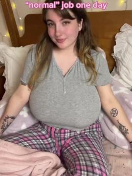 OnlyFans - 🥵🥵 shy aka lia / @shyangel0 🥵🥵 Scene 10 — photo 6 of 20