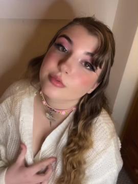 OnlyFans - 🥵🥵 shy aka lia / @shyangel0 🥵🥵 Scene 10 — photo 18 of 20