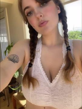 OnlyFans - 🥵🥵 shy aka lia / @shyangel0 🥵🥵 Scene 15 — photo 9 of 20