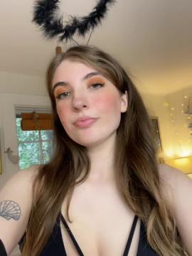 OnlyFans - 🥵🥵 shy aka lia / @shyangel0 🥵🥵 Scene 19 — photo 14 of 20