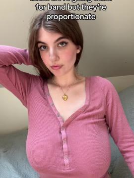 OnlyFans - 🥵🥵 shy aka lia / @shyangel0 🥵🥵 Scene 21 — photo 19 of 20