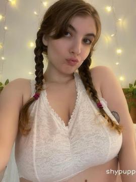 OnlyFans - 🥵🥵 shy aka lia / @shyangel0 🥵🥵 Scene 24 — photo 14 of 20