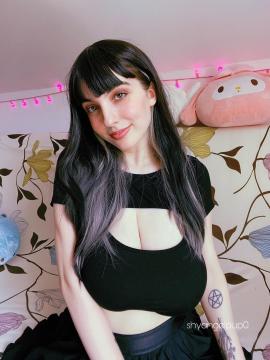 OnlyFans - 🥵🥵 shy aka lia / @shyangel0 🥵🥵 Scene 31 — photo 11 of 20