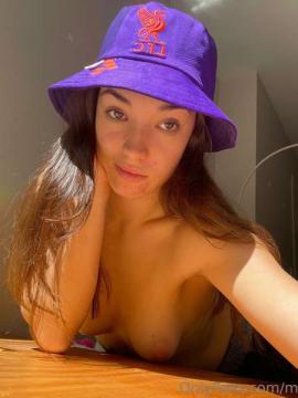 OnlyFans - Cheekymz / @cheekymz Scene 15 — photo 7 of 20