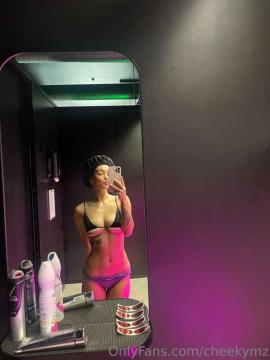 OnlyFans - Cheekymz / @cheekymz Scene 18 — photo 16 of 20