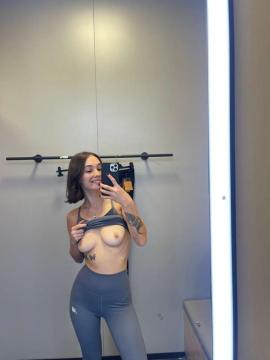 OnlyFans - Cheekymz / @cheekymz Scene 20 — photo 18 of 20