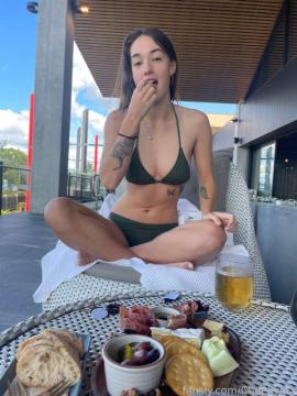 OnlyFans - Cheekymz / @cheekymz Scene 35 — photo 2 of 20